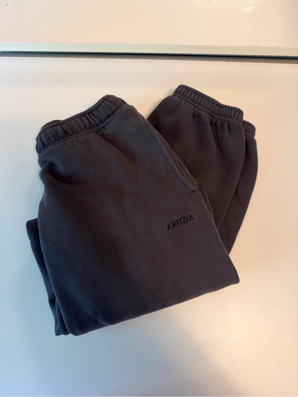 Aritzia Cozy Sweatfleece Mega Joggers